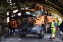 LKW blieb unter Bruecke haengen Koeln Deutz Deutz Muelheimerstr P112